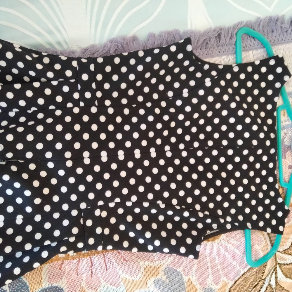 Review size 8 peplum top - Picture 4 of 4